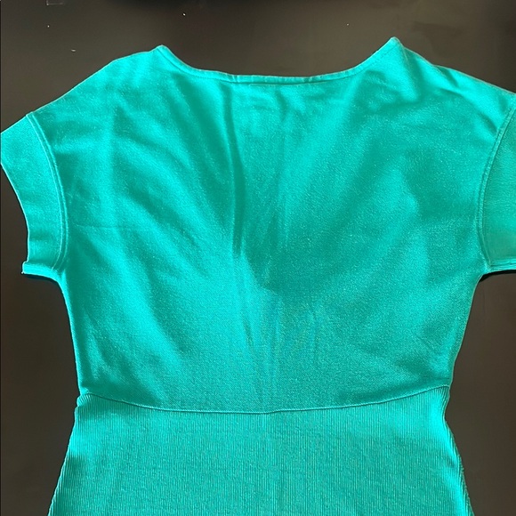 Lacoste & Malandrino EUC Teal Green Fitted Short Sleeve, Fitted Back Women’s Top - Picture 10 of 10